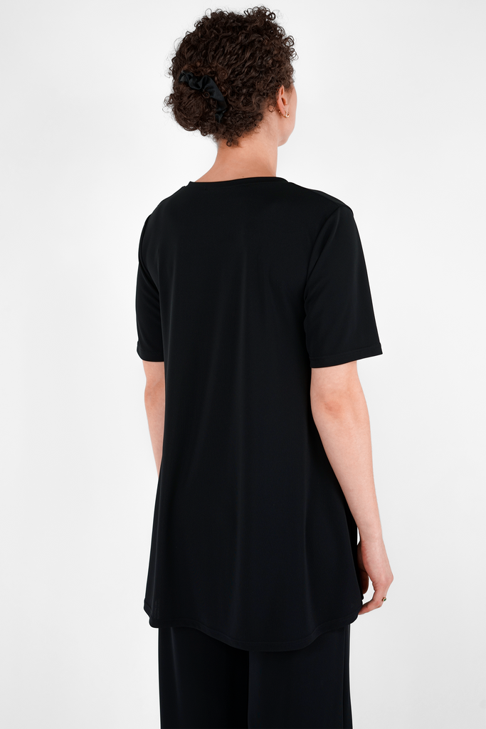 A-Linien Shirt aus fliessender Qualität in schwarz
