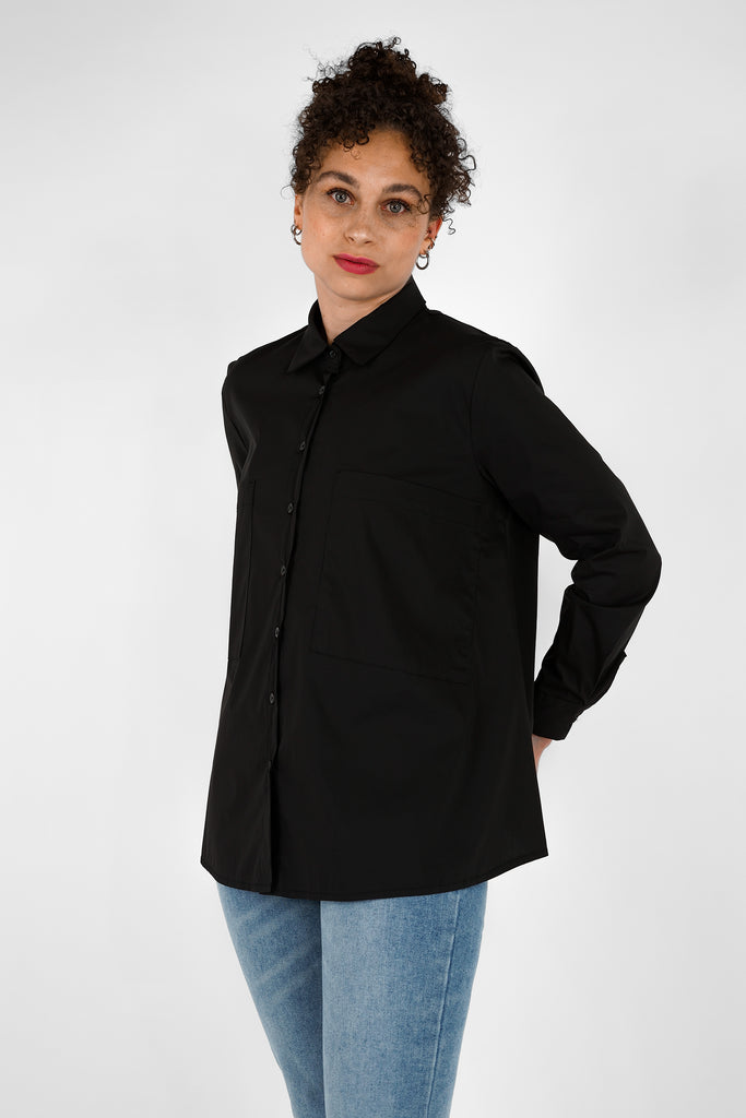 Ausgestellte Bluse mit Taschen aus Baumwolle-Mix in schwarz