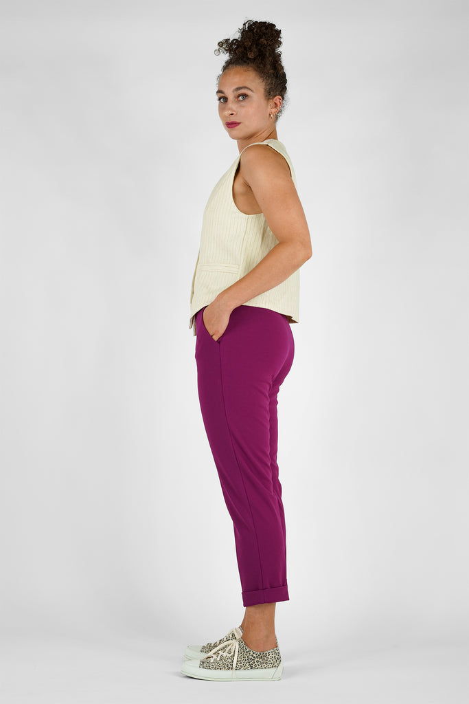 Basic Hose mit Umschlag in lila