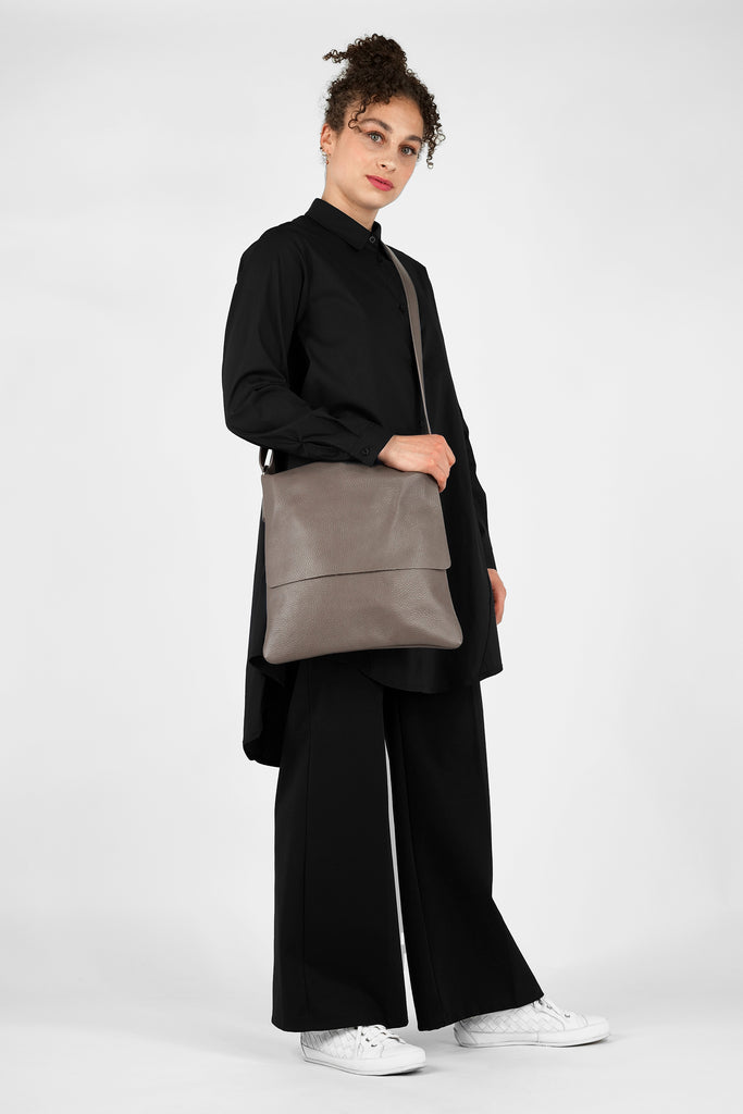 Bluse A-Shape aus Baumwoll-Mix-Qualität in schwarz
