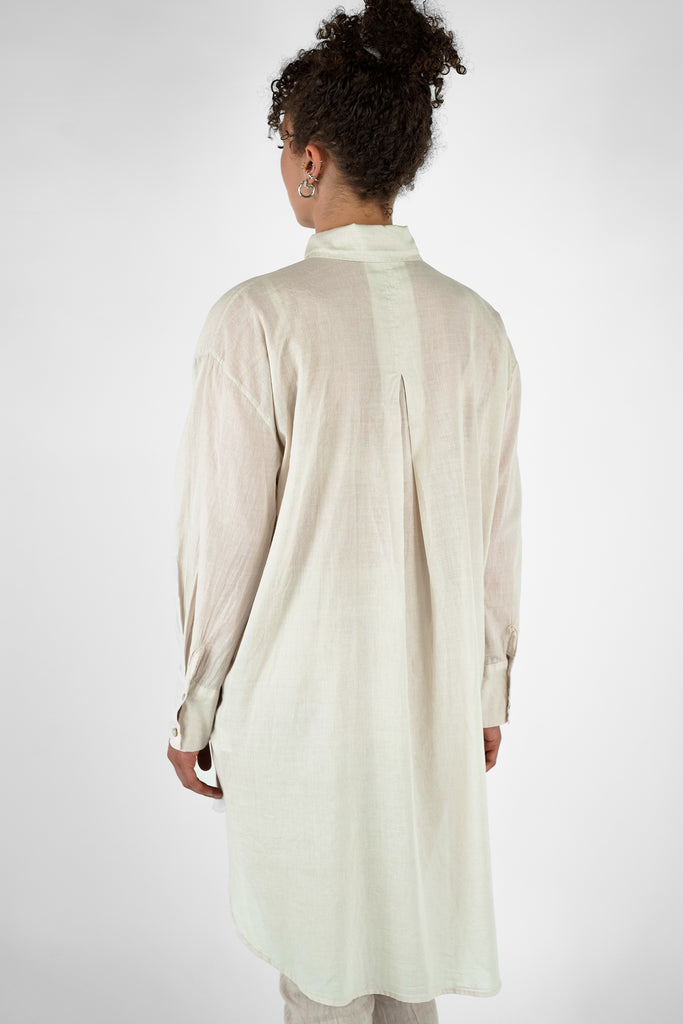 Bluse mit großen Taschen aus Baumwolle-Voile in beige.