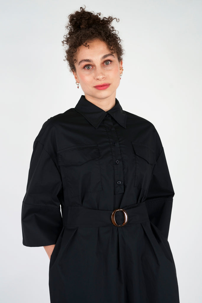 Cargo-Hemdblusenkleid aus Baumwoll-Popeline in schwarz
