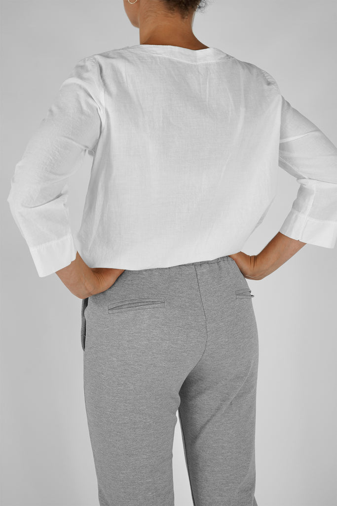 Elegante Joggpants aus Viskose-Mix-Qualität in weiß