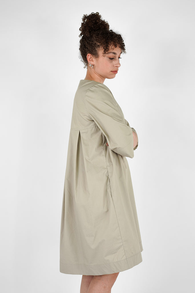 Popeline-Kleid mit Falten im Rücken aus Papertouch-Cotton in beige