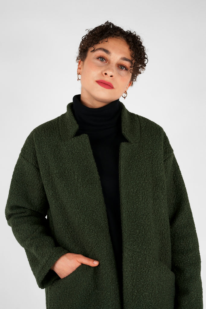 Jacke in Bouclé-Optik in dunkelgrün