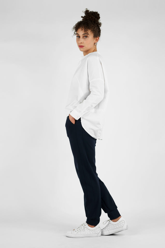Joggpants aus Baumwolle-Mix in dunkelblauJoggpants aus Baumwolle-Mix in dunkelblau