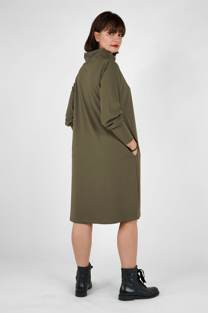 Kleid aus bi-elastischer Qualität in olivgrün