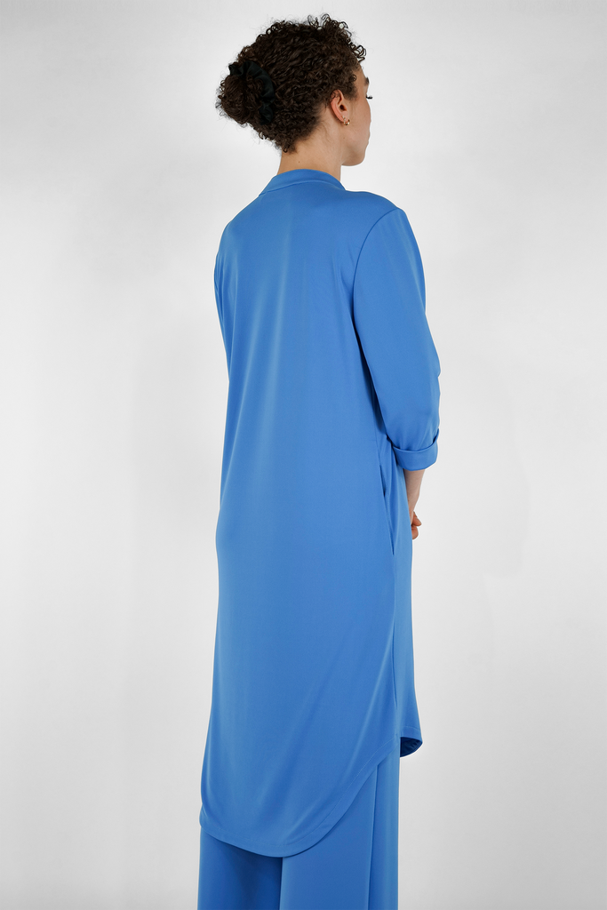 Kleid aus fliessender Qualität in blau