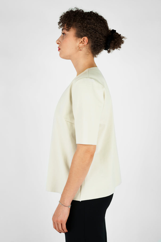 Basic Shirt aus Viskose-Mix-Qualität in creme