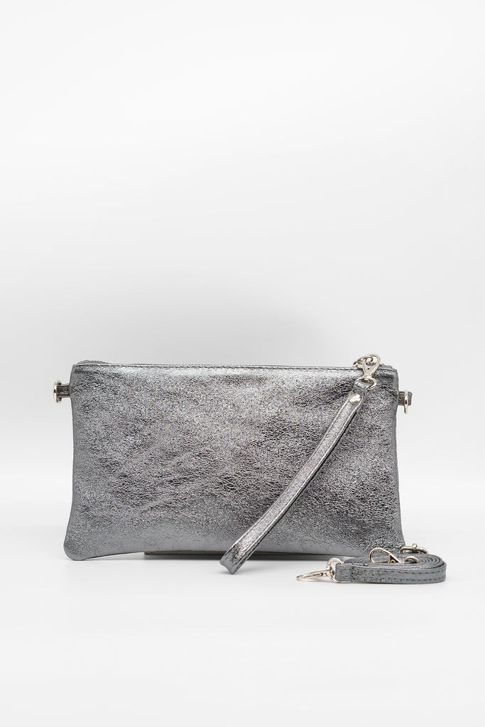 Lederclutch KAIA in Glanz in silber
