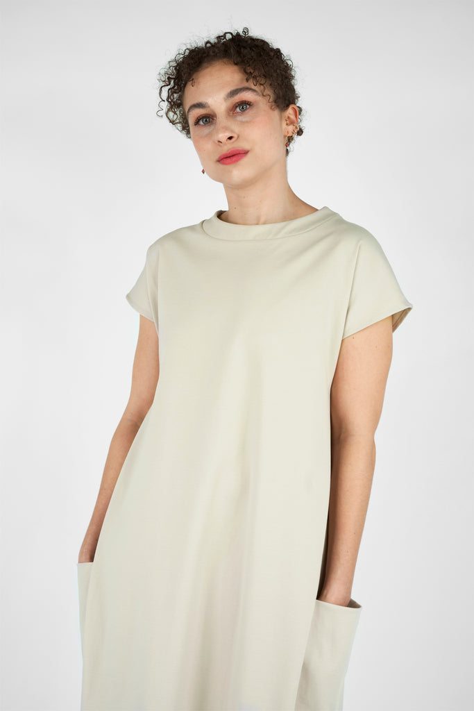 Midi-Kleid aus Viskose-Mix-Qualität in beige