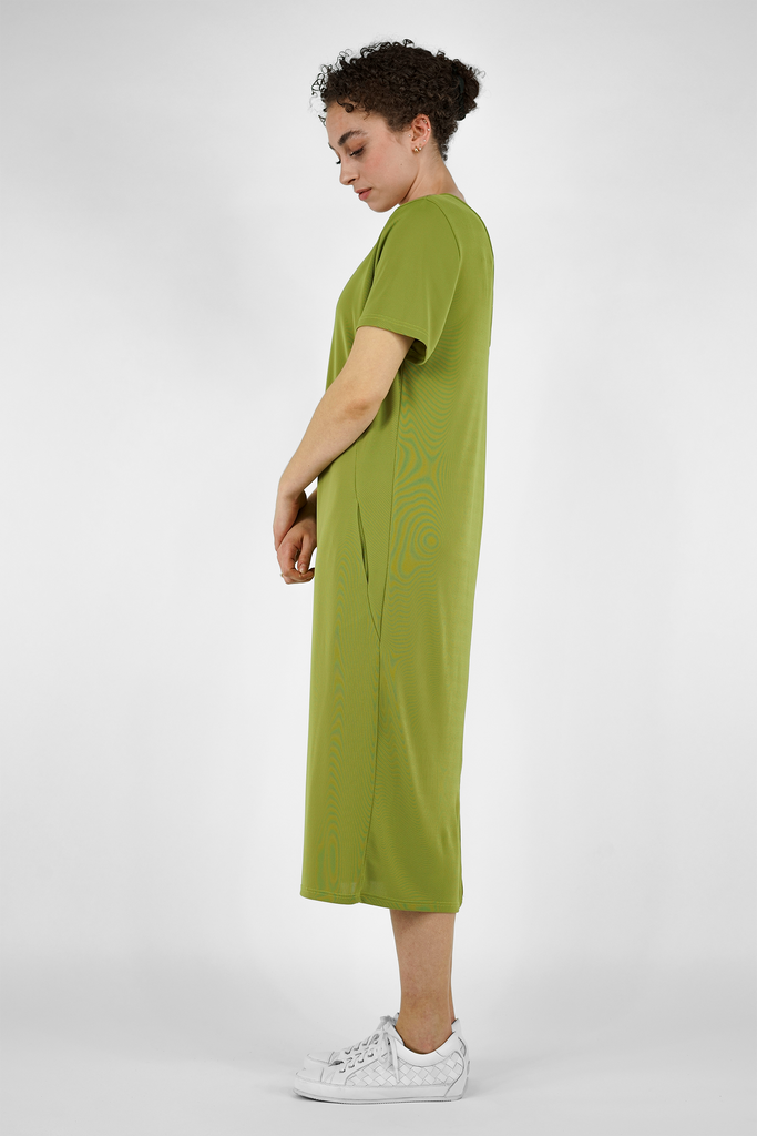 Midi-Kleid mit Rückenausschnitt in pistaziengruen