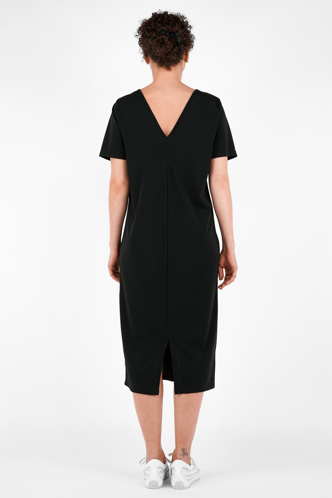 Midi-Kleid mit Rückenausschnitt in schwarz