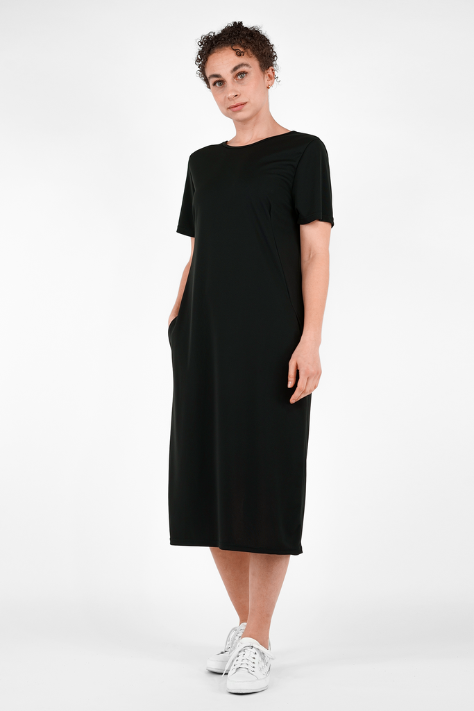Midi-Kleid mit Rückenausschnitt in schwarz