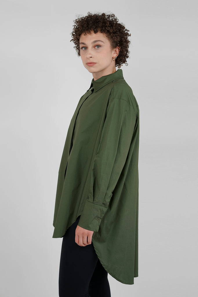 Oversize-Bluse aus reiner Baumwolle in dunkelgrün