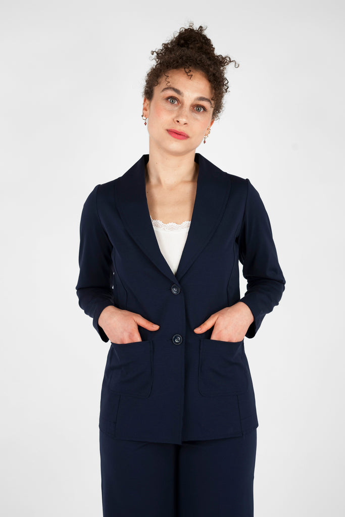 Taillierter Blazer aus Viskose-Mix-Qualität in dunkelblau