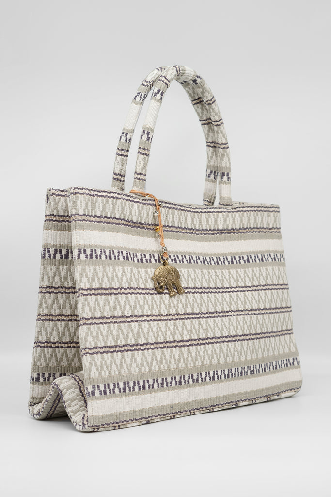 ANOKHI Tote Bag Large in hellgrau