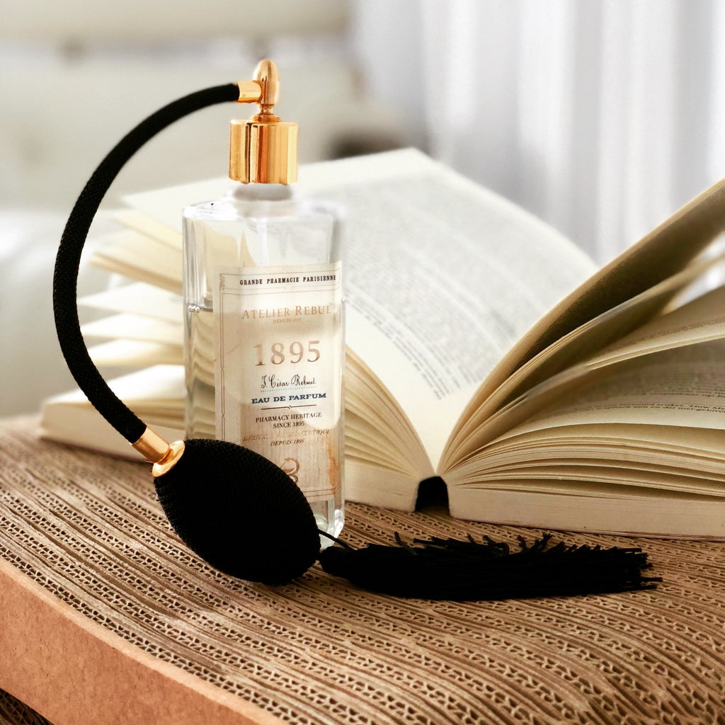 magazzino_designeroutlet_1895_Eau_de_Parfum_125ml Dieser Duft aus unserer Kollektion 1895 ist erfrischend und belebt mit seinen Kopfnoten von Bergamotte, Rhabarberherz und Eichenmoos.