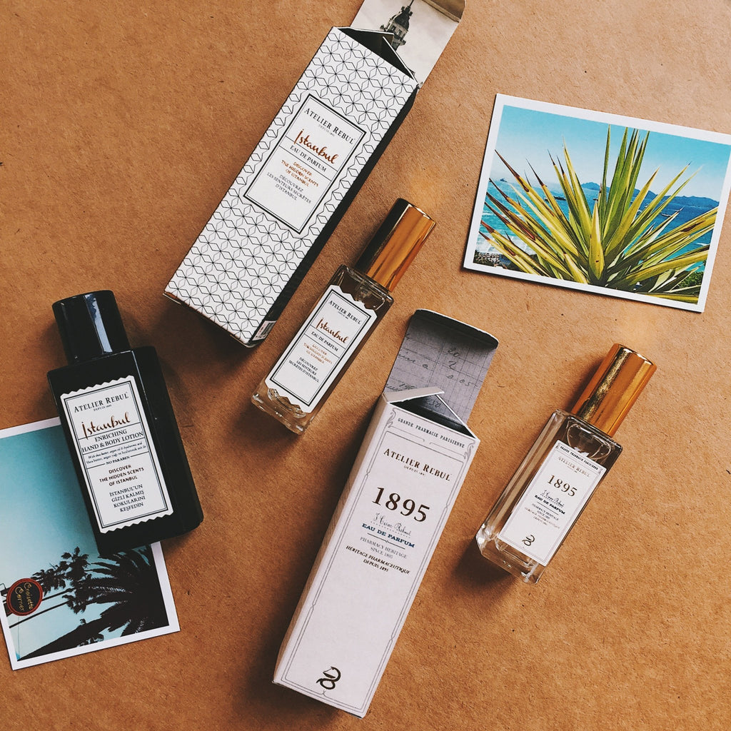 magazzino_designeroutlet_ISTANBUL_Eau_de_Parfum_12ml Lassen Sie sich von diesem einzigartigen Duft verzaubern und tauchen Sie ein in die Welt des geheimen Orients. Atemberaubende Bergamotte-Noten sind mit würzigen Aromen von Zimt, Safran und Nelken verwoben, mit einem blumigen, würzigen Unterton.