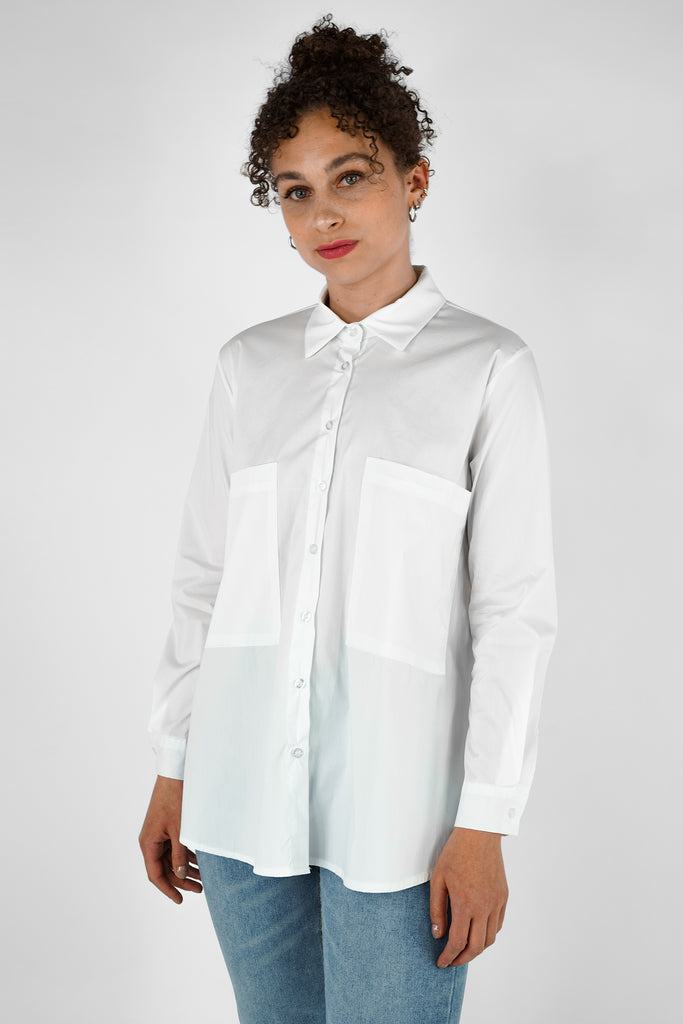 Ausgestellte Bluse mit Taschen aus Baumwolle-Mix in weiss