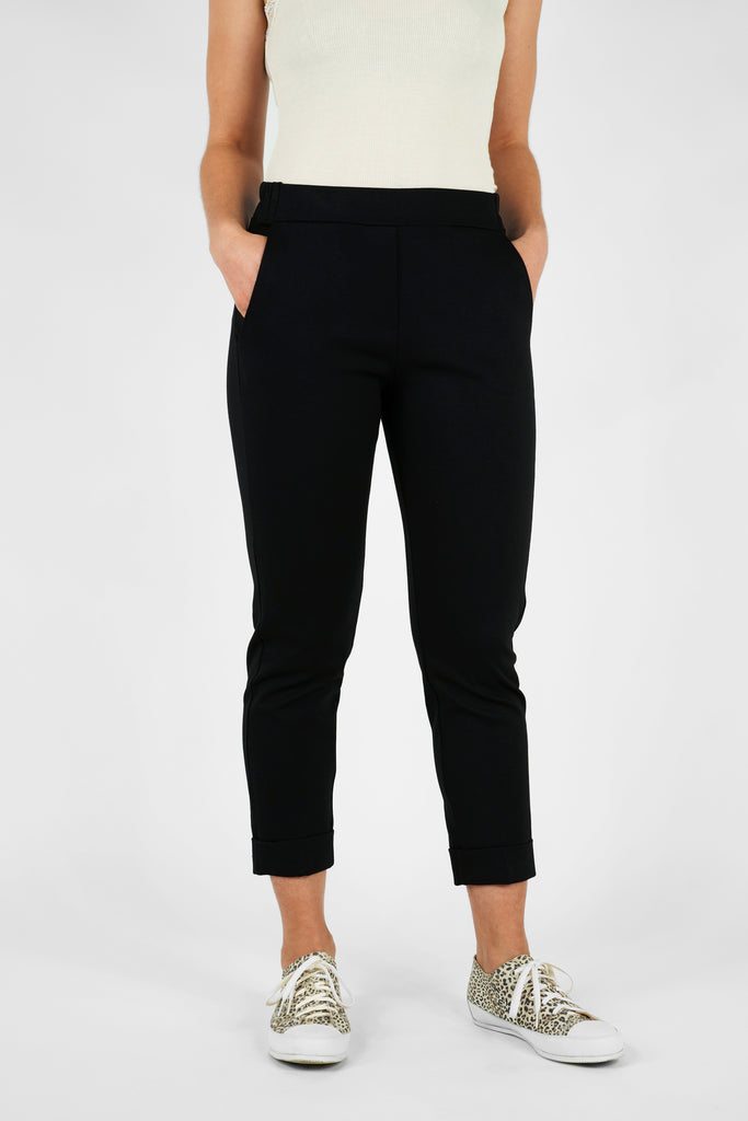 Elegante Joggpants aus Viskose-Mix-Qualität in schwarz