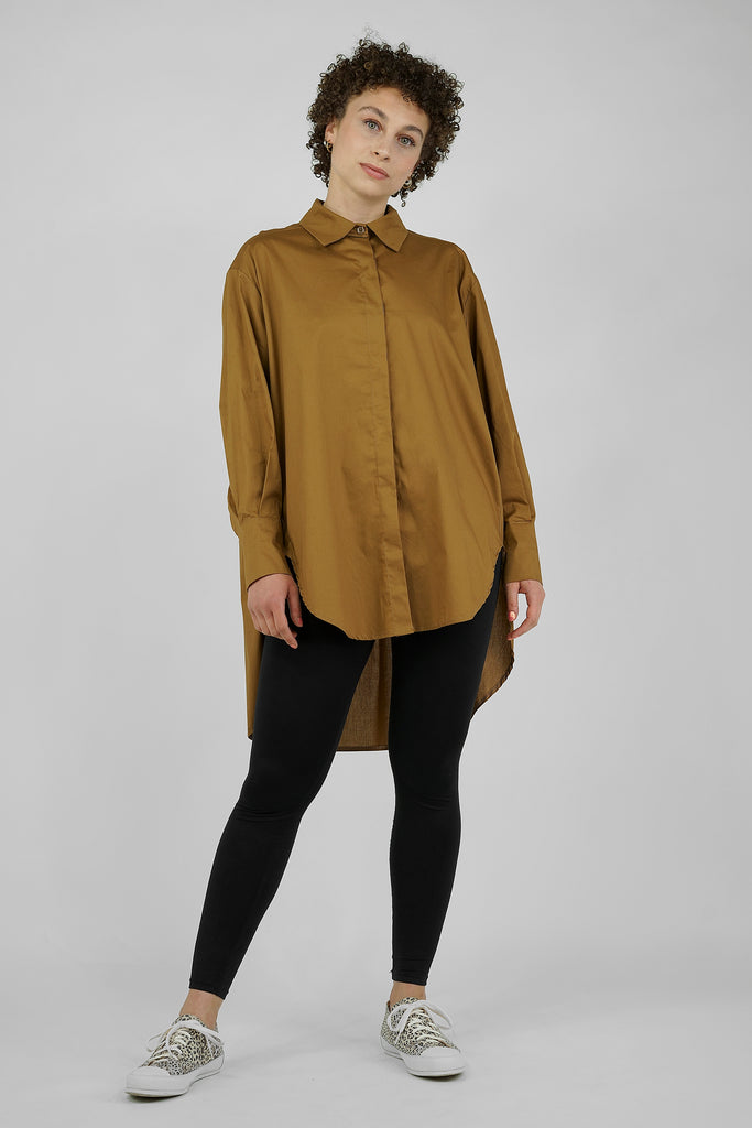 Oversize-Bluse aus reiner Baumwolle in hellbraun