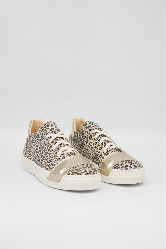 L'Ecologica Sneaker aus Veloursleder mit Leo-Print in beige