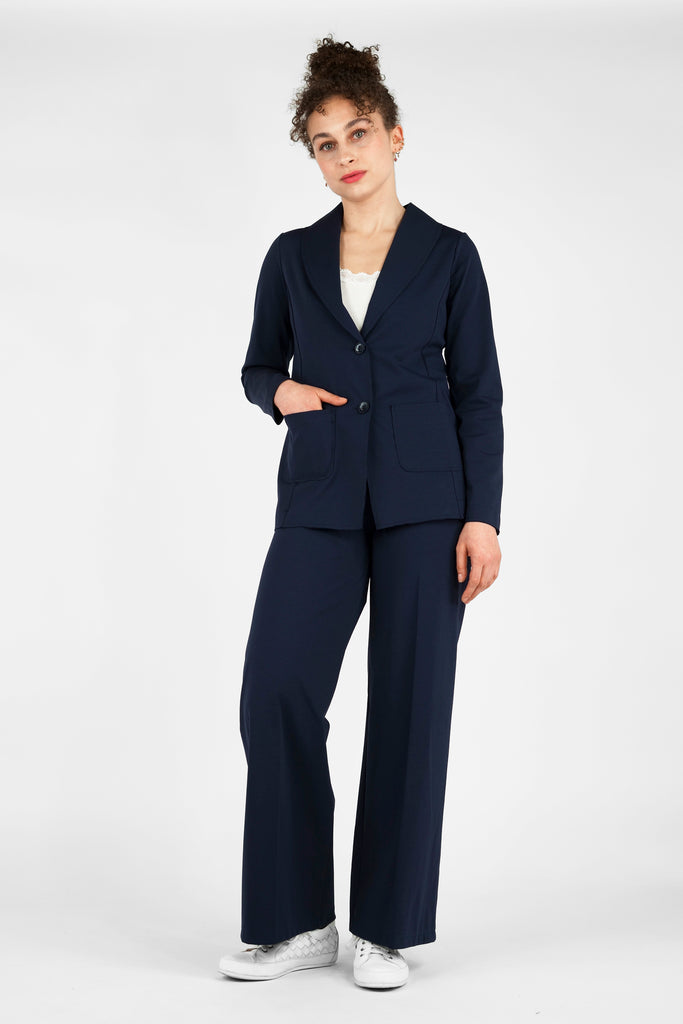 Taillierter Blazer aus Viskose-Mix-Qualität in dunkelblau